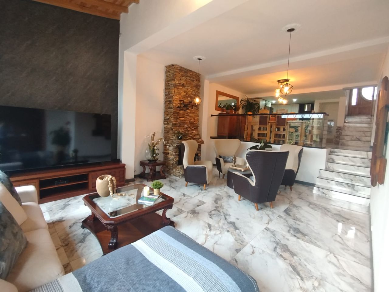 Casa en arriendo Antioquia Rionegro El Porvenir 507 m2 Habitaciones 3 Baños 4 Garajes 2 Precio $6500000