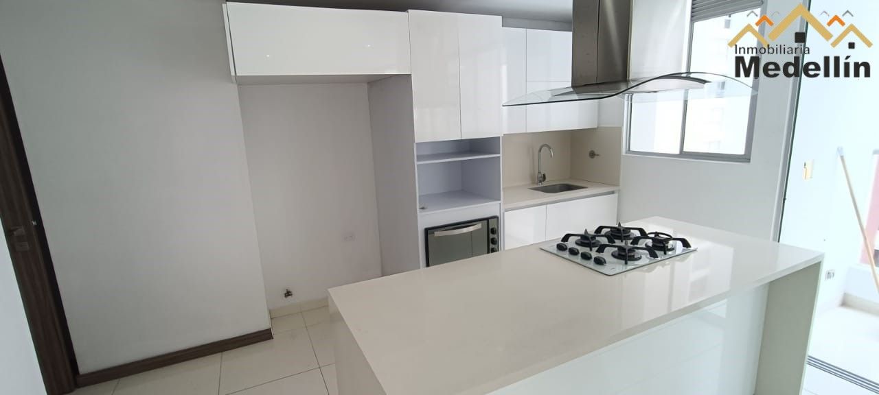 Apartamento en arriendo Antioquia Itagüí Cr Verde Vivo Ariza 100 m2 Habitaciones 3 Baños 2 Garajes 0 Precio $3700000