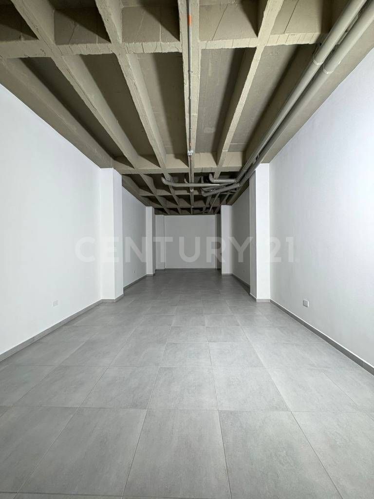 Local en arriendo Antioquia Itagüí Las Mercedes 97 m2 Habitaciones 0 Baños 1 Garajes 0 Precio $6000000