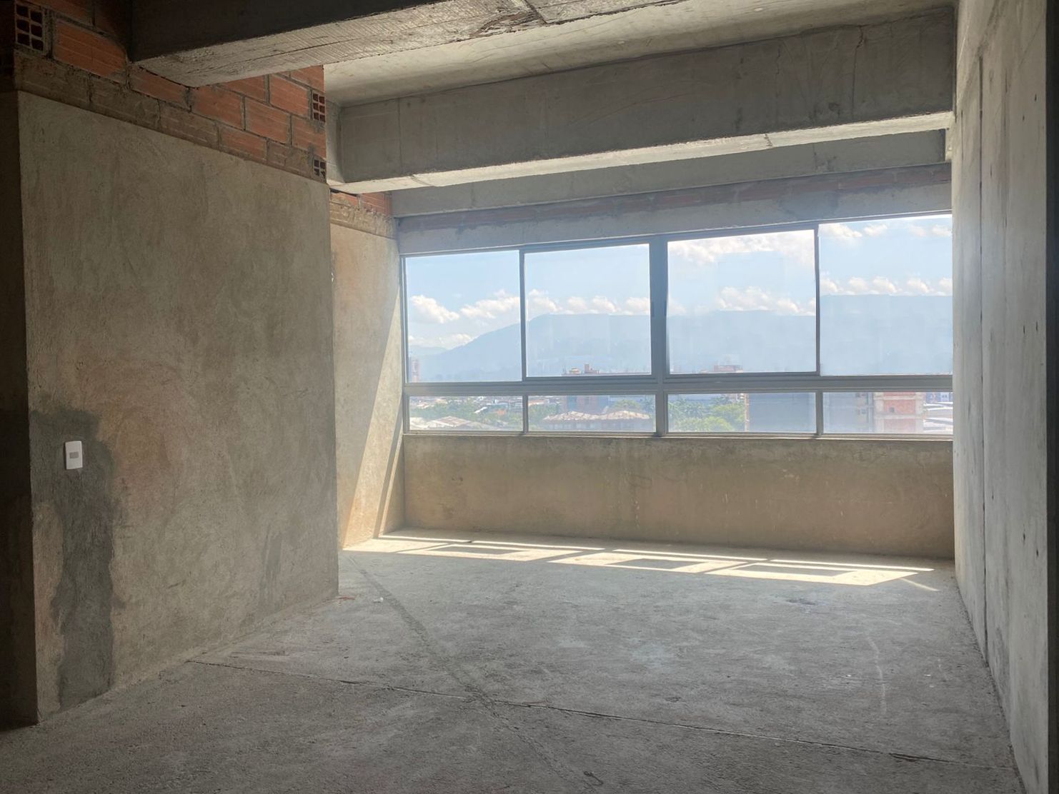 Oficina en arriendo o venta Antioquia Sabaneta Restrepo Naranjo 36 m2 Habitaciones 0 Baños 0 Garajes 1 Precio venta $280000000 Precio arriendo $3300000