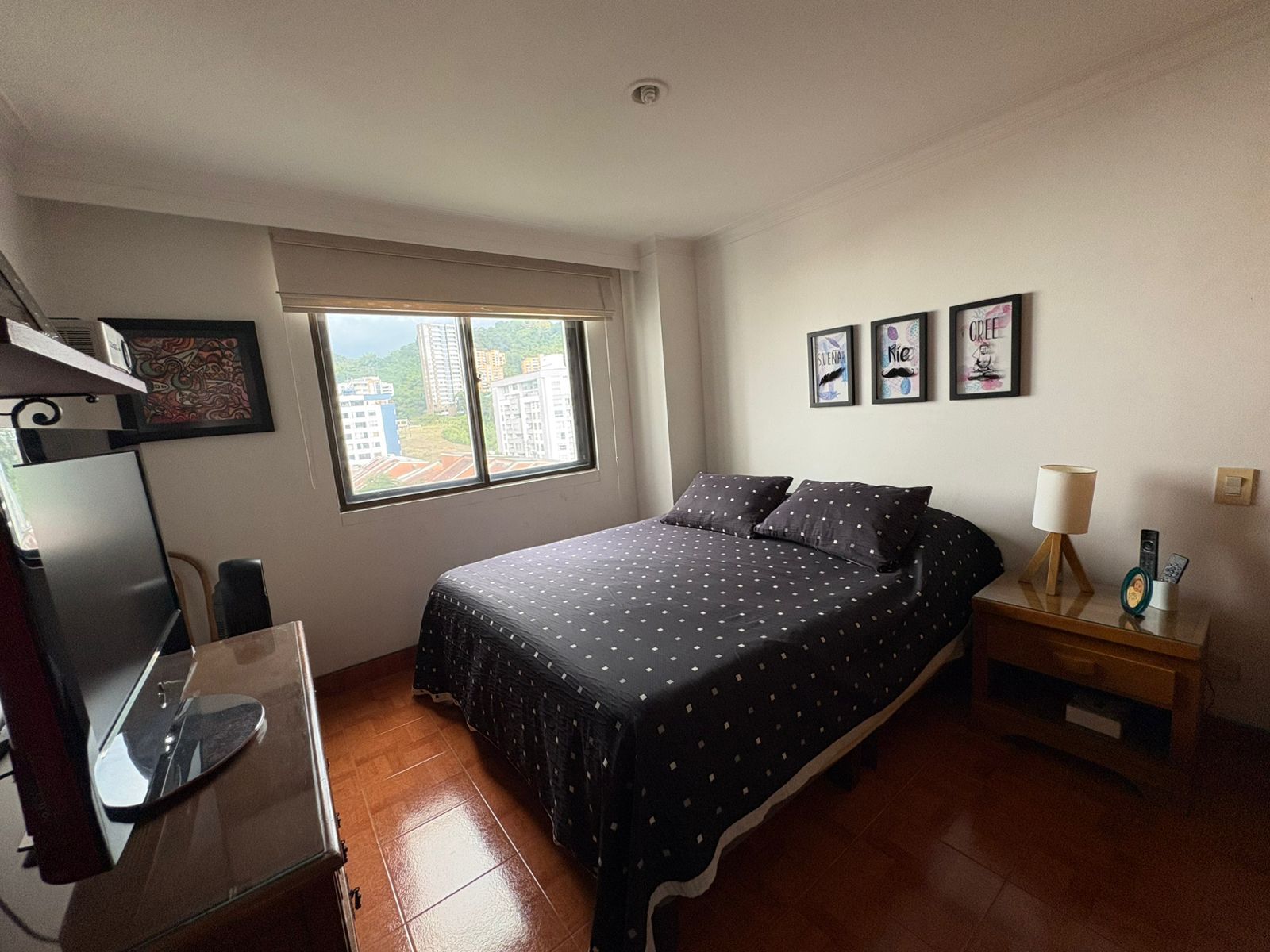 Apartamento en arriendo Risaralda Pereira Jardin De Velez Y Velez 132 m2 Habitaciones 4 Baños 3 Garajes 2 Precio $4000000