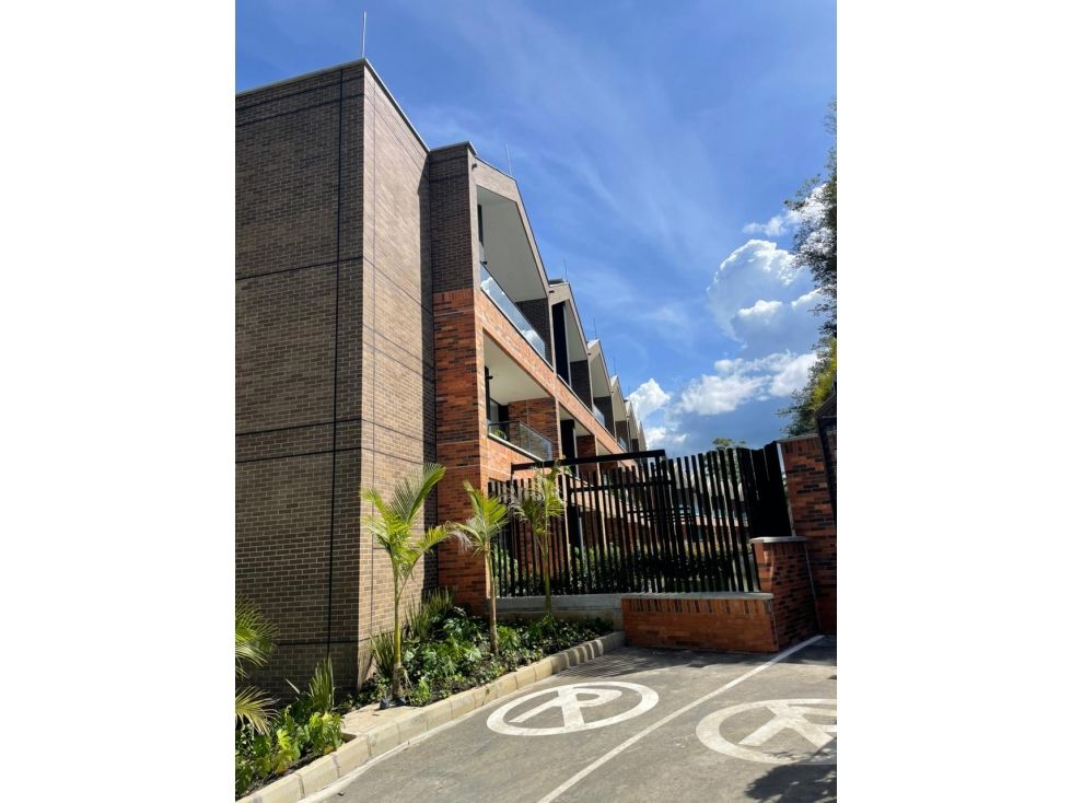 Apartamento en venta Antioquia El Retiro El Retiro 73 m2 Habitaciones 1 Baños 2 Garajes 2 Precio $900000000