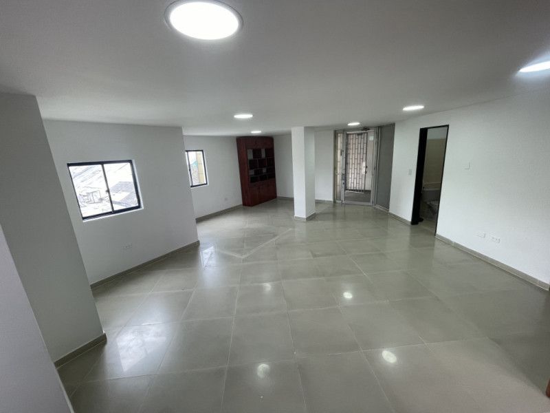Oficina en arriendo Valle Del Cauca Cali El Lido 90 m2 Habitaciones 0 Baños 2 Garajes 2 Precio $3700000