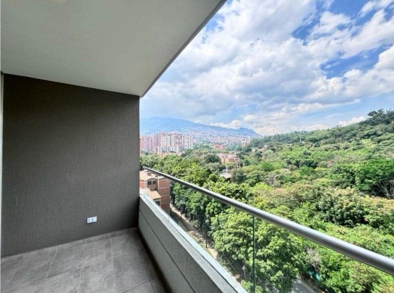 Apartamento en arriendo Antioquia Medellín Cuarta Brigada 90 m2 Habitaciones 3 Baños 3 Garajes 0 Precio $3950000
