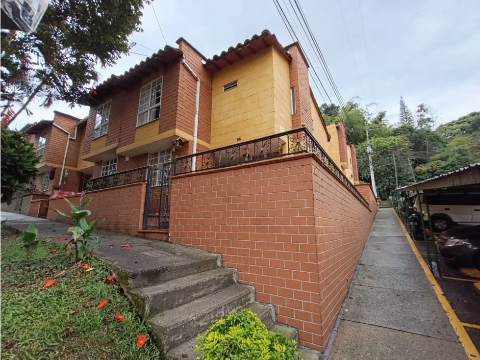 Casa en venta Antioquia Bello Urbanización Riachuelo I Etapa 100 m2 Habitaciones 4 Baños 3 Garajes 1 Precio $450000000
