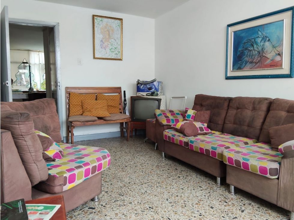 Casa en venta Cundinamarca Bogotá Super Manzana 5 185 m2 Habitaciones 6 Baños 3 Garajes 1 Precio $500000000