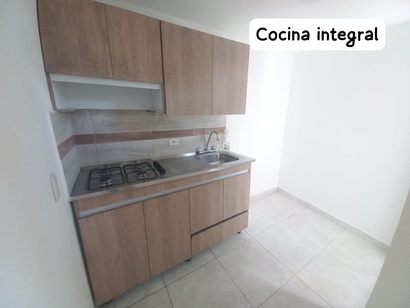Apartaestudio en arriendo Antioquia Medellín Pajarito 30 m2 Habitaciones 1 Baños 1 Garajes 0 Precio $1400000