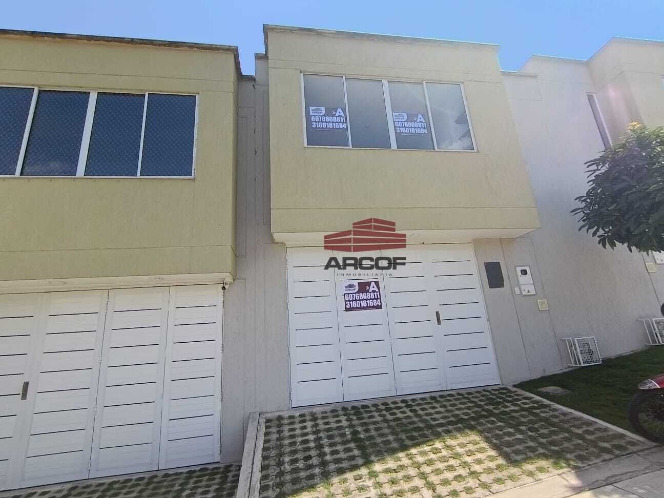 Casa en arriendo Santander Girón El Poblado 110 m2 Habitaciones 3 Baños 3 Garajes 1 Precio $2550000