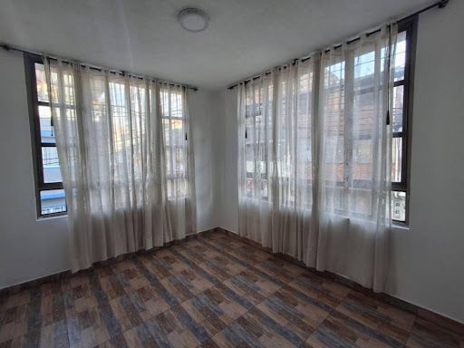 Casa en arriendo Cundinamarca Bogotá El Palmar 108 m2 Habitaciones 5 Baños 3 Garajes 0 Precio $2500000