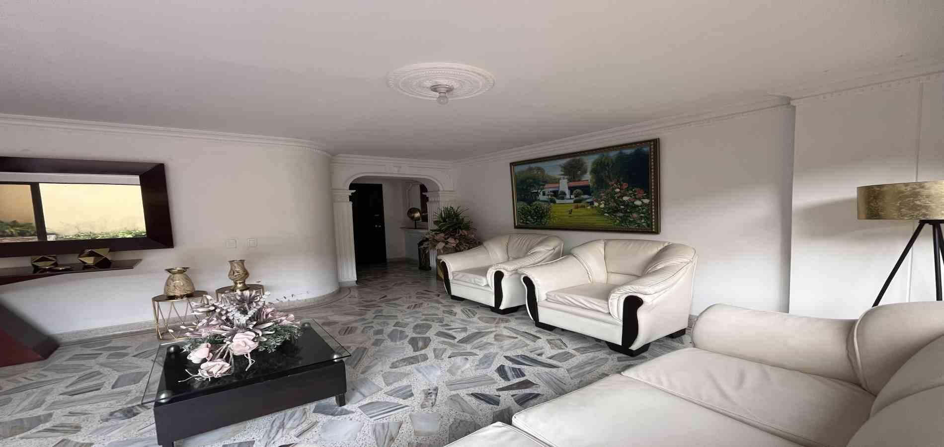 Apartamento en arriendo Valle Del Cauca Cali Pampa Linda 295 m2 Habitaciones 4 Baños 3 Garajes 2 Precio $5000000