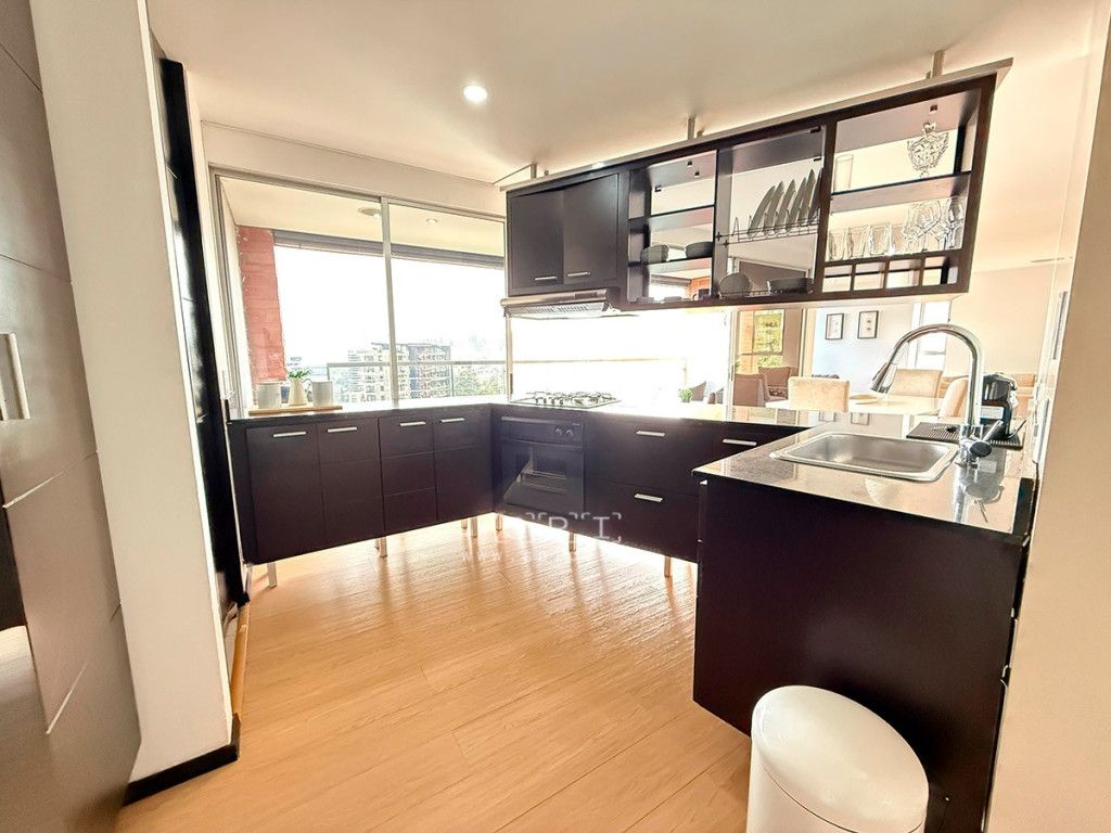 Apartamento en arriendo Antioquia Medellín Alejandro Echavarria 168 m2 Habitaciones 2 Baños 4 Garajes 2 Precio $8500000