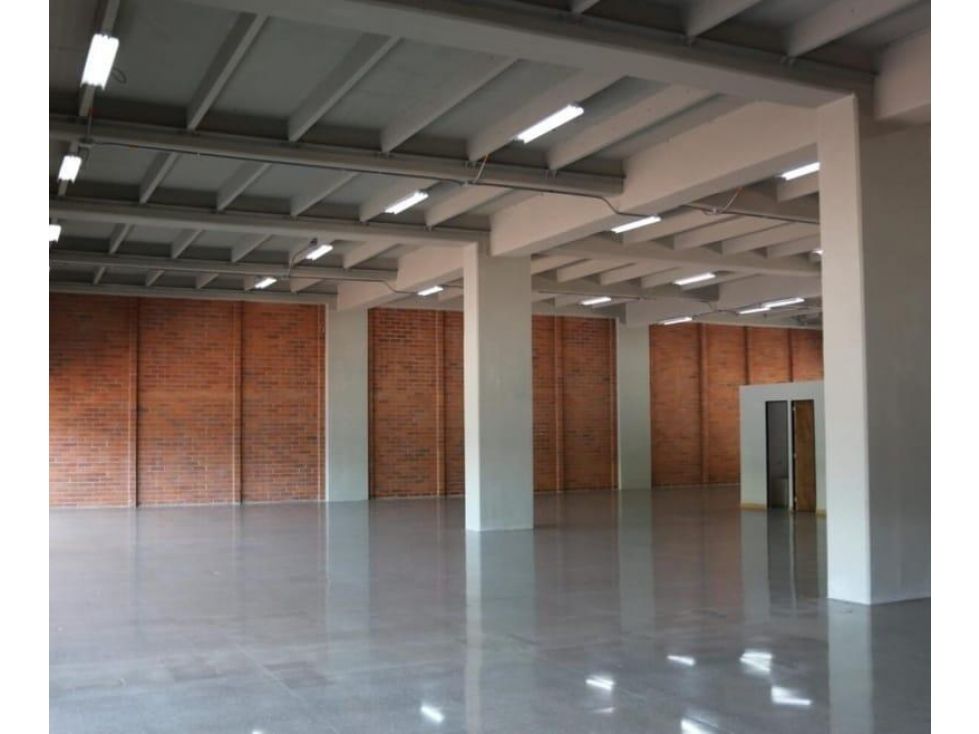 Local en arriendo Antioquia Medellín Shellmar 193 m2 Habitaciones 0 Baños 2 Garajes 0 Precio $18783709