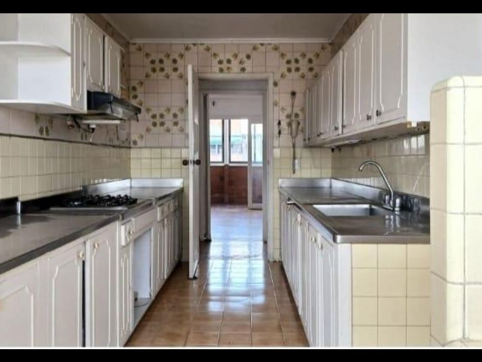 Apartamento en venta Antioquia Medellín Boston 170 m2 Habitaciones 4 Baños 3 Garajes 1 Precio $600000000