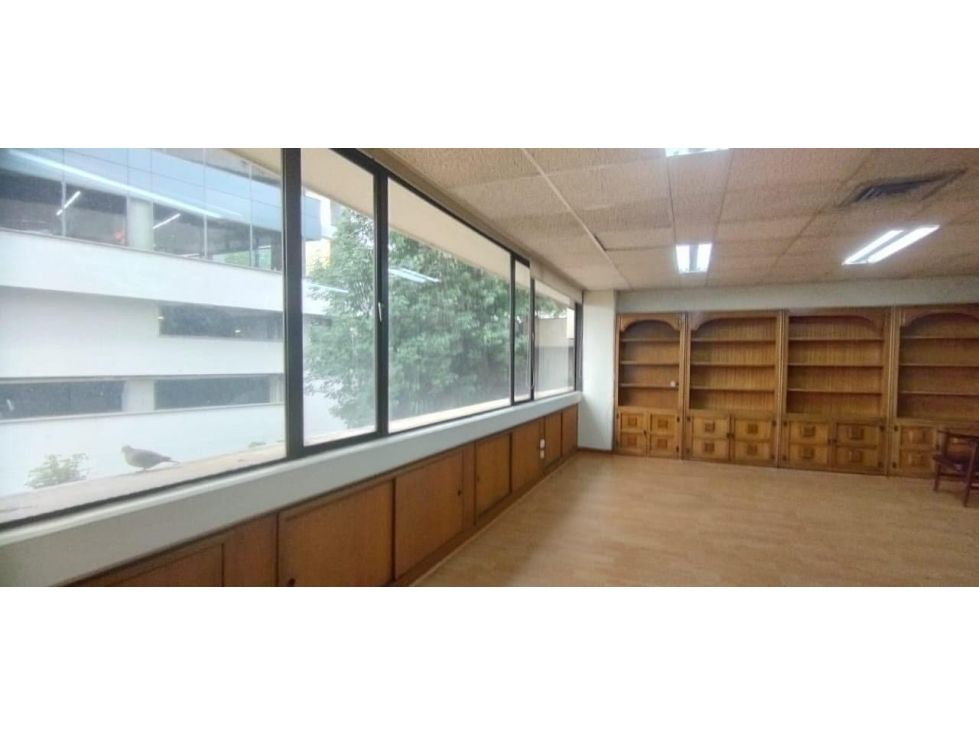Oficina en arriendo Antioquia Medellín Castropol 60 m2 Habitaciones 0 Baños 1 Garajes 1 Precio $4641000