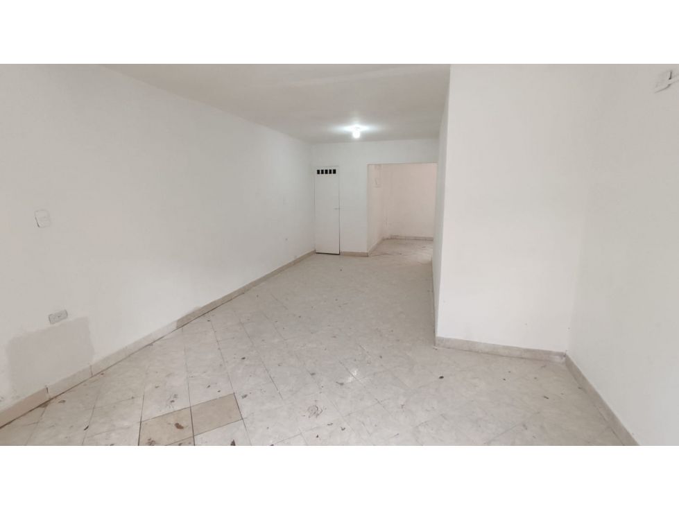 Local en arriendo Antioquia Medellín Rosales 40 m2 Habitaciones 0 Baños 1 Garajes 0 Precio $2300000