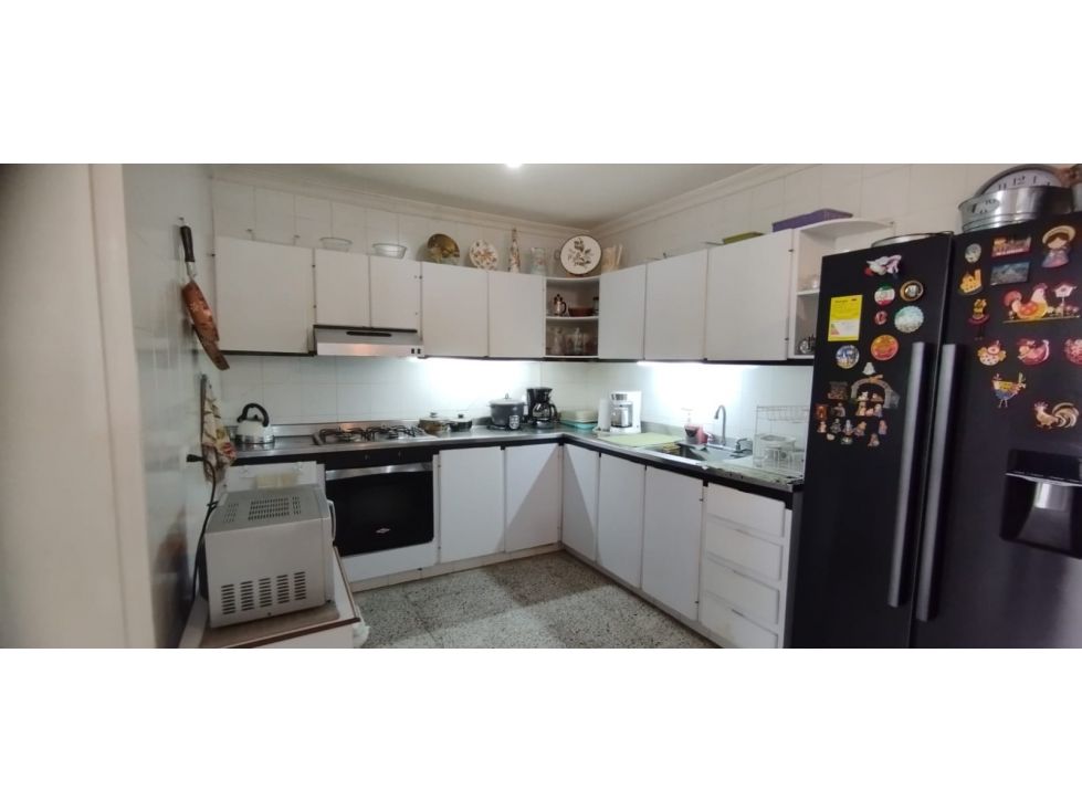 Casa en arriendo Antioquia Medellín El Nogal- Los Almendros 180 m2 Habitaciones 3 Baños 3 Garajes 1 Precio $5000000