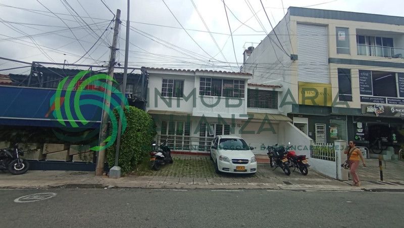 Casa en arriendo Santander Floridablanca Cañaveral 220 m2 Habitaciones 3 Baños 3 Garajes 0 Precio $8000000