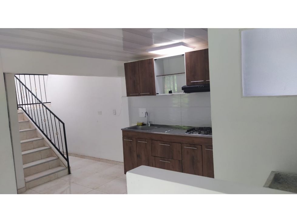 Casa en venta Caldas Manizales Altos Del Capri 160 m2 Habitaciones 8 Baños 3 Garajes 0 Precio $385000000