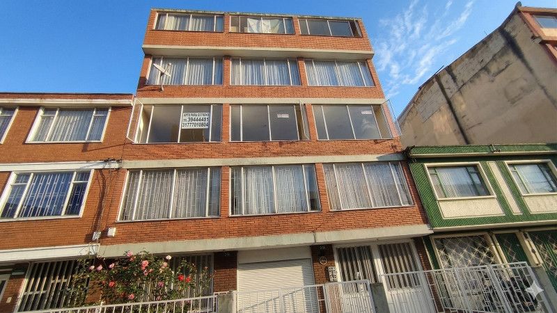 Apartamento en arriendo Cundinamarca Bogotá Comuneros 58 m2 Habitaciones 2 Baños 1 Garajes 0 Precio $1400000