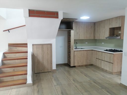 Casa en arriendo Antioquia Itagüí Ditaires 170 m2 Habitaciones 4 Baños 3 Garajes 1 Precio $5000000