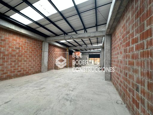 Bodega en arriendo Antioquia Medellín Trinidad 253 m2 Habitaciones 0 Baños 4 Garajes 0 Precio $6000000