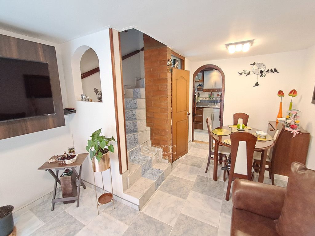 Casa en venta Cundinamarca Bogotá Bavaria 82 m2 Habitaciones 4 Baños 3 Garajes 1 Precio $400000000