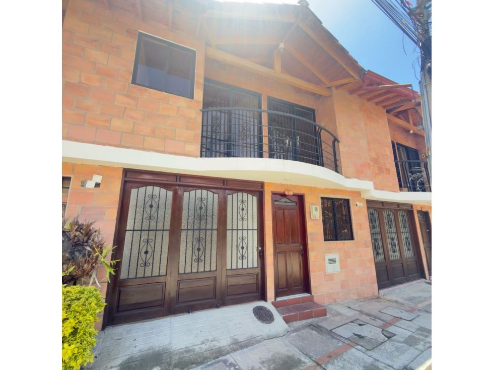 Casa en arriendo o venta Antioquia La Ceja La Ceja 114 m2 Habitaciones 3 Baños 3 Garajes 1 Precio venta $450000000 Precio arriendo $2500000