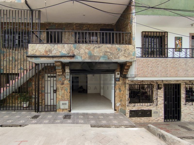 Local en arriendo Antioquia Medellín Castilla 36 m2 Habitaciones 0 Baños 1 Garajes 0 Precio $1700000