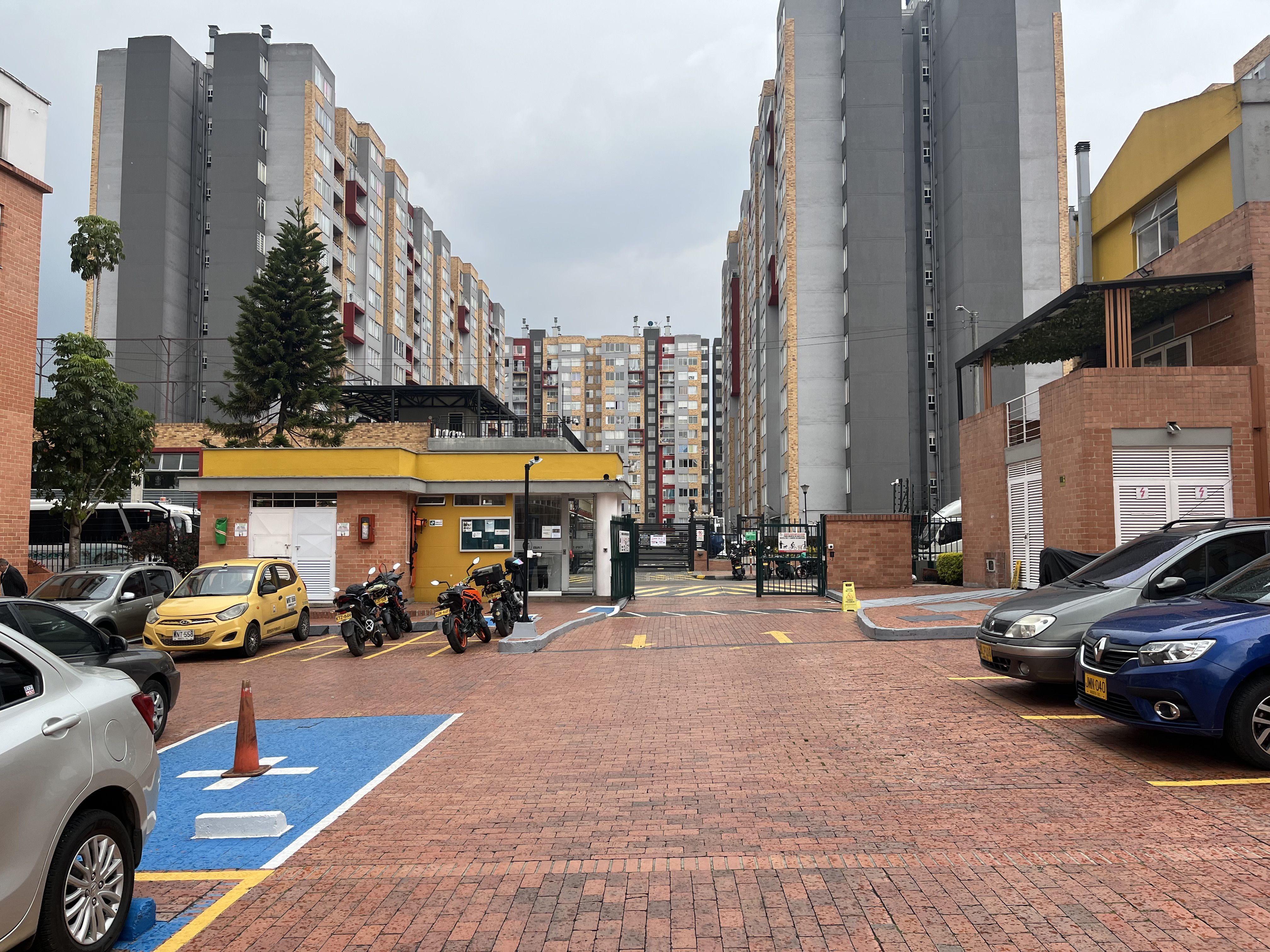 Apartamento en arriendo Cundinamarca Bogotá El Salitre 52 m2 Habitaciones 2 Baños 1 Garajes 1 Precio $1450000