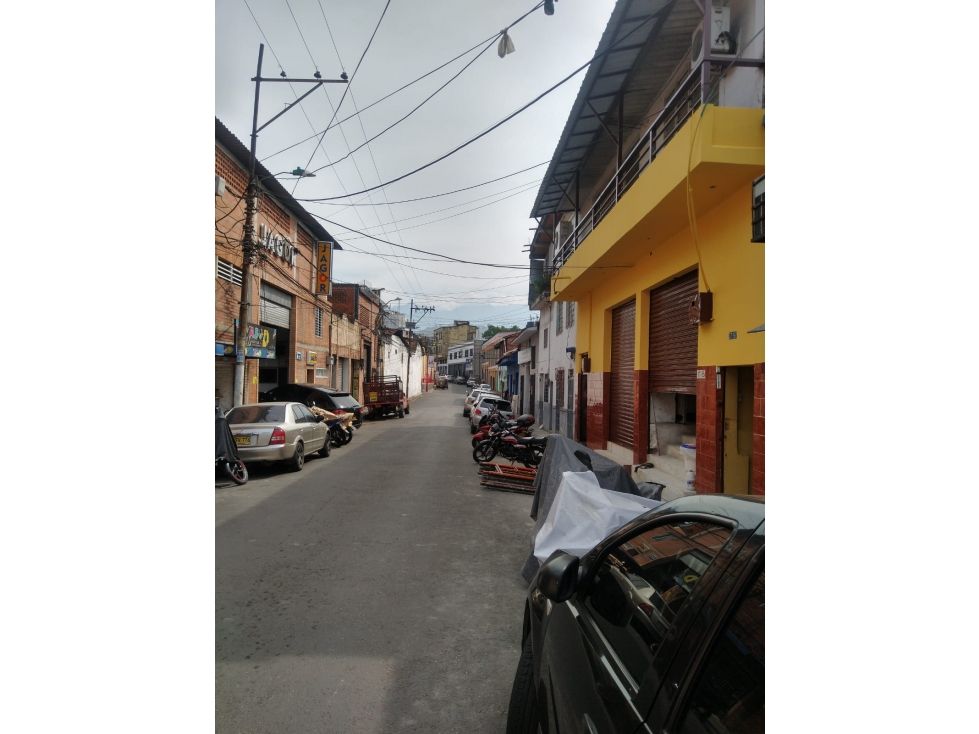 Casa en venta Valle Del Cauca Cali El Hoyo 135 m2 Habitaciones 3 Baños 5 Garajes 0 Precio $550000000