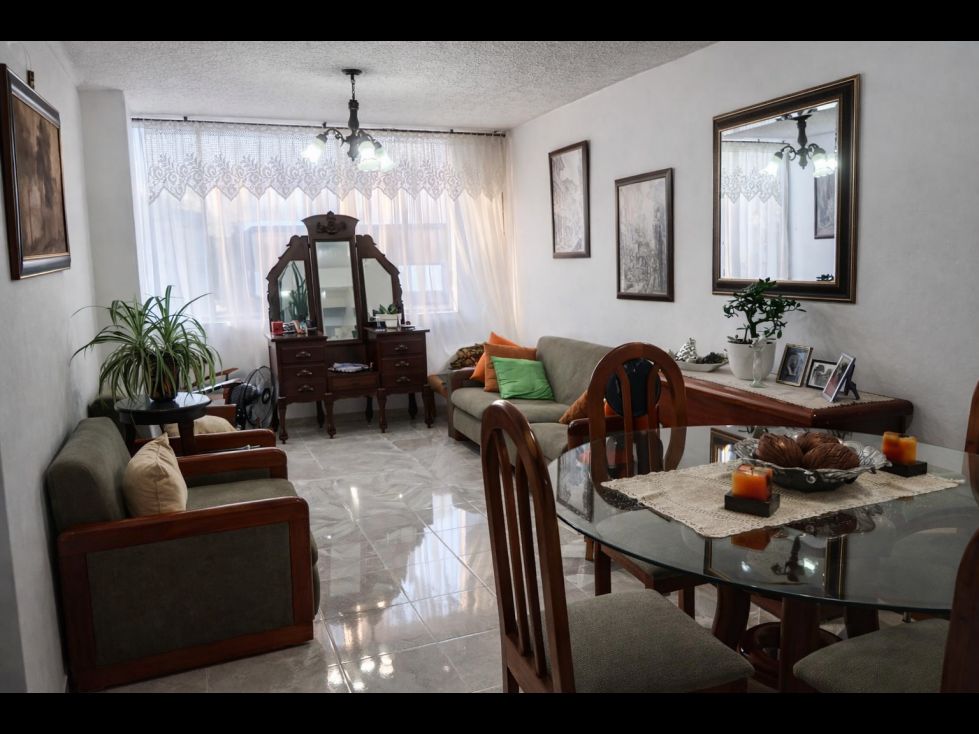 Apartamento en venta Valle Del Cauca Cali Cañaveralejo - Seguros Patria 57 m2 Habitaciones 2 Baños 1 Garajes 1 Precio $250000000