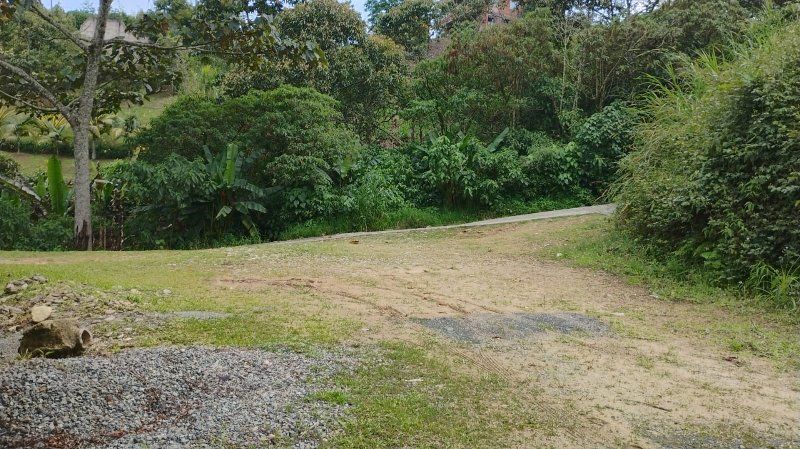 Lote en venta Antioquia La Estrella Centro 1600 m2 Habitaciones 0 Baños 0 Garajes 0 Precio $400000000