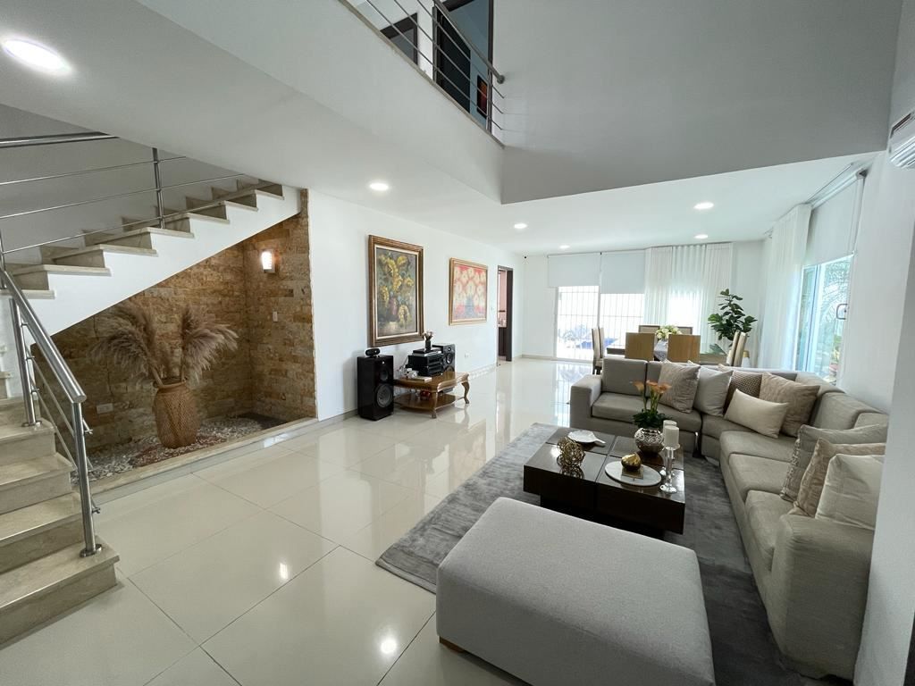 Casa en venta Atlántico Barranquilla Asd 500 m2 Habitaciones 4 Baños 6 Garajes 6 Precio $2000000000