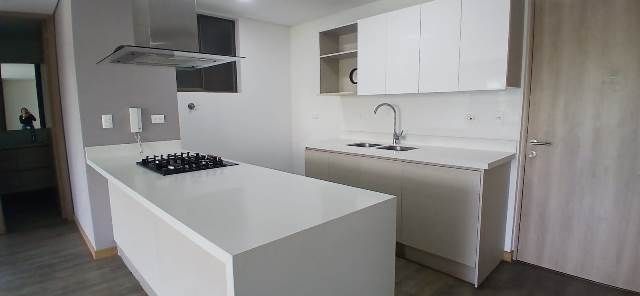 Apartamento en arriendo Antioquia Medellín Calle Nueva 90 m2 Habitaciones 2 Baños 2 Garajes 2 Precio $5600000
