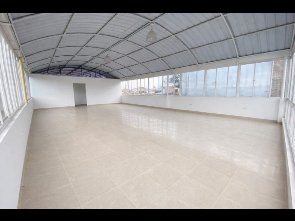 Local en arriendo Cundinamarca Bogotá La Aurora 200 m2 Habitaciones 0 Baños 1 Garajes 0 Precio $5000000
