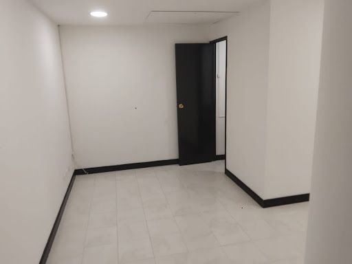 Oficina en arriendo Antioquia Medellín El Poblado 46 m2 Habitaciones 0 Baños 1 Garajes 1 Precio $4300000