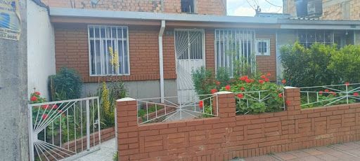 Casa en arriendo Cundinamarca Bogotá Super Manzana 9b 80 m2 Habitaciones 3 Baños 1 Garajes 0 Precio $1600000