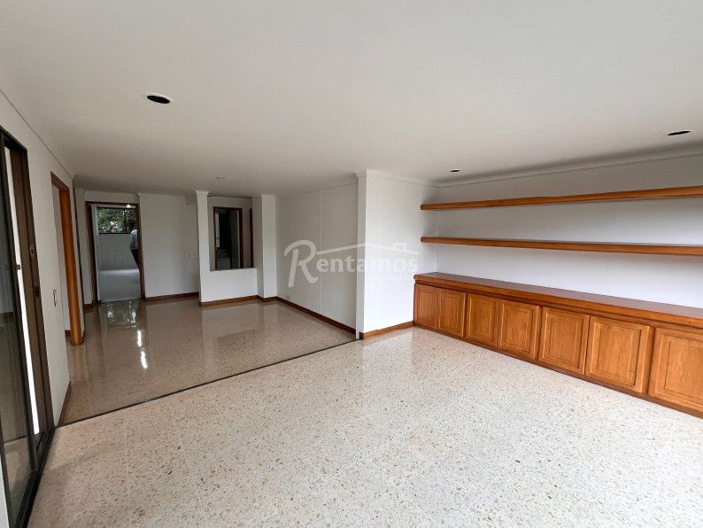 Apartamento en arriendo Antioquia Medellín Santa Maria De Los Angeles 148 m2 Habitaciones 3 Baños 4 Garajes 3 Precio $5800000