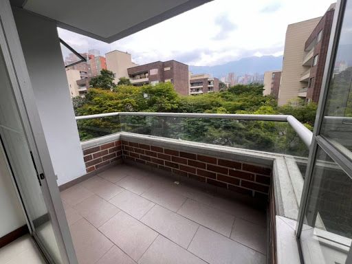 Apartamento en arriendo Antioquia Envigado Bosques De Zúñiga 115 m2 Habitaciones 3 Baños 3 Garajes 1 Precio $4500000