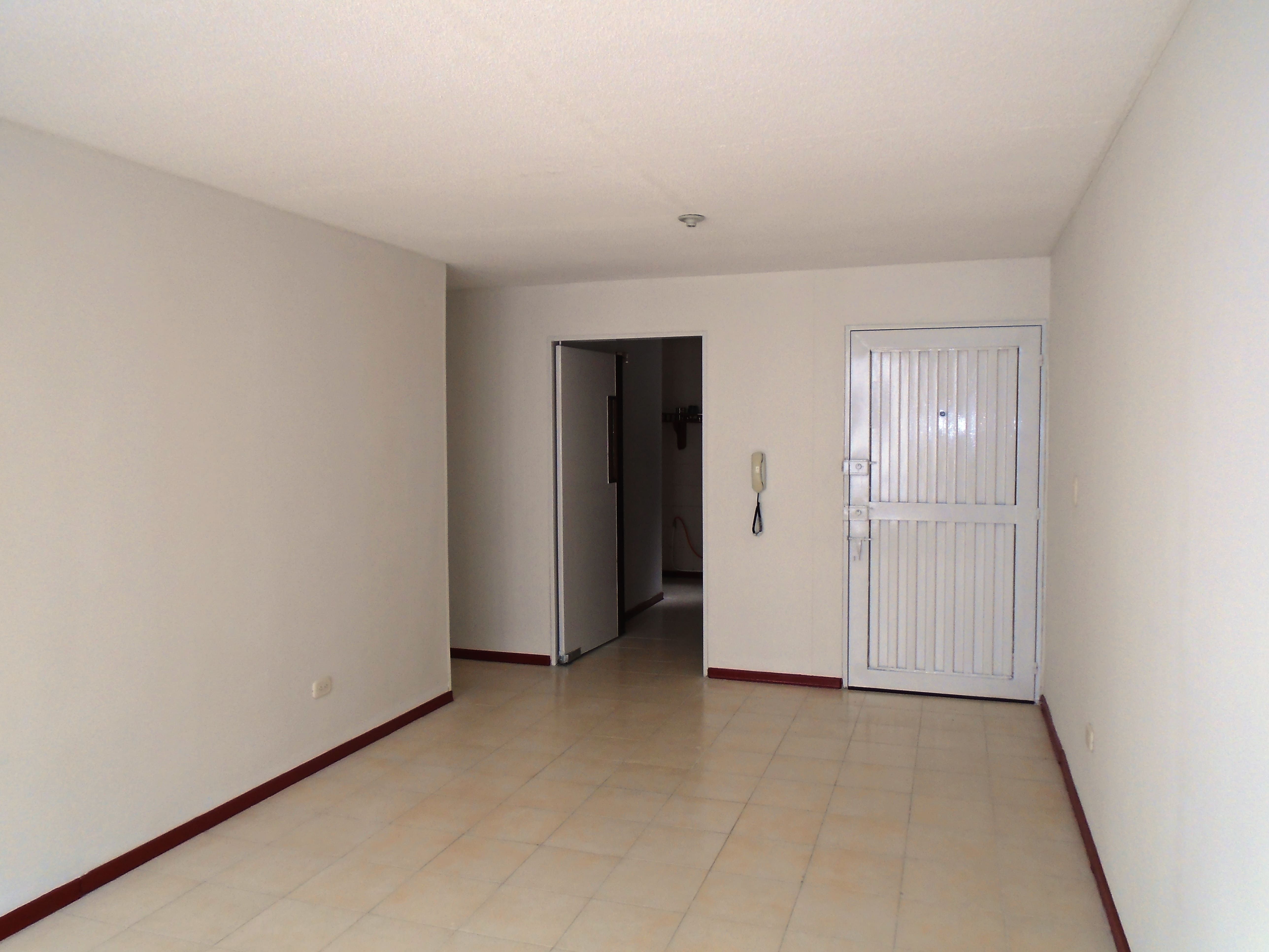 Apartamento en arriendo Risaralda Pereira Ciudad Jardin 70 m2 Habitaciones 3 Baños 2 Garajes 0 Precio $1850000