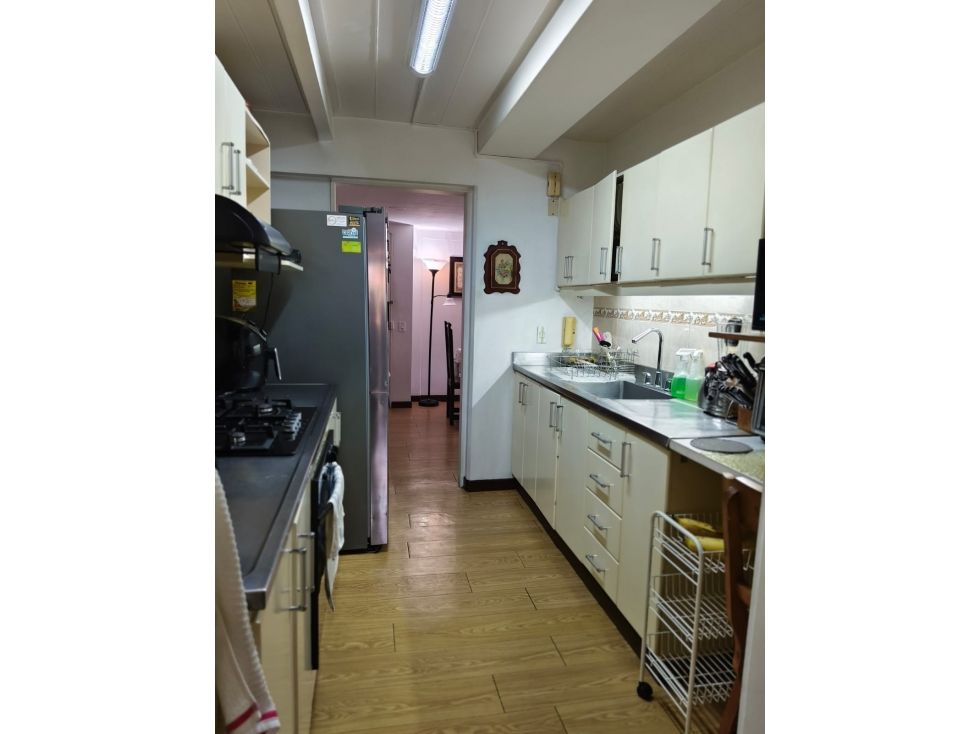 Apartamento en arriendo Antioquia Envigado Pontevedra 120 m2 Habitaciones 4 Baños 3 Garajes 1 Precio $4200000