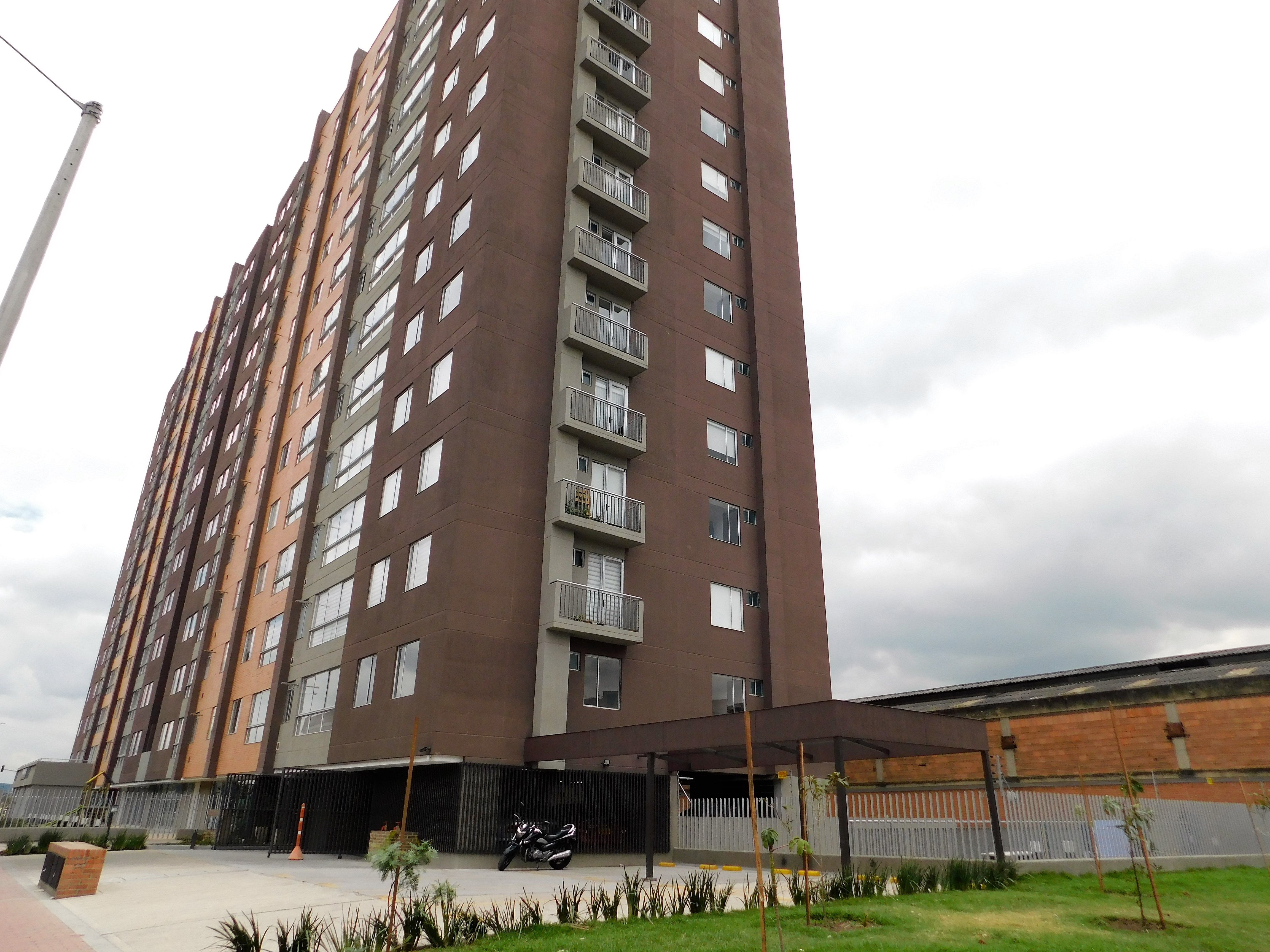 Apartamento en arriendo Cundinamarca Bogotá El Vergel Occidental 70 m2 Habitaciones 3 Baños 2 Garajes 1 Precio $2000000