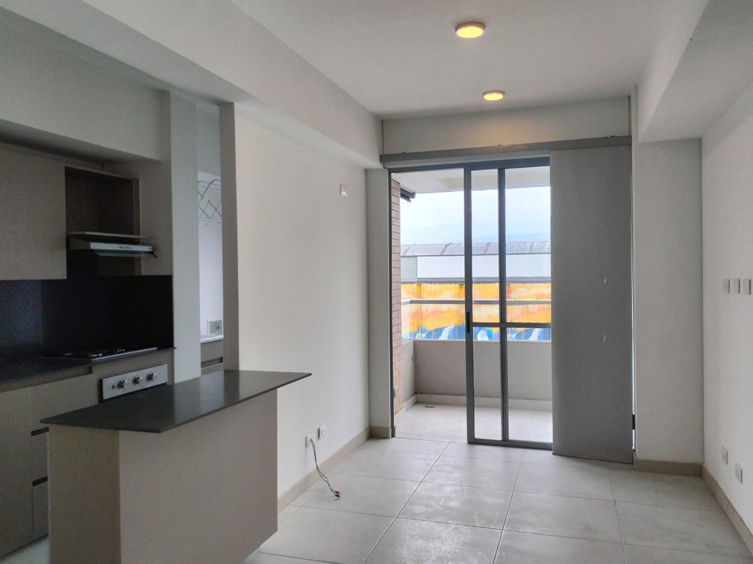 Apartamento en arriendo Antioquia Envigado Jardines 75 m2 Habitaciones 3 Baños 2 Garajes 1 Precio $3950000