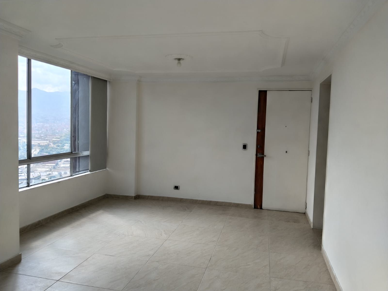 Apartamento en arriendo Antioquia Medellín La Aguacatala 85 m2 Habitaciones 3 Baños 2 Garajes 1 Precio $3560000