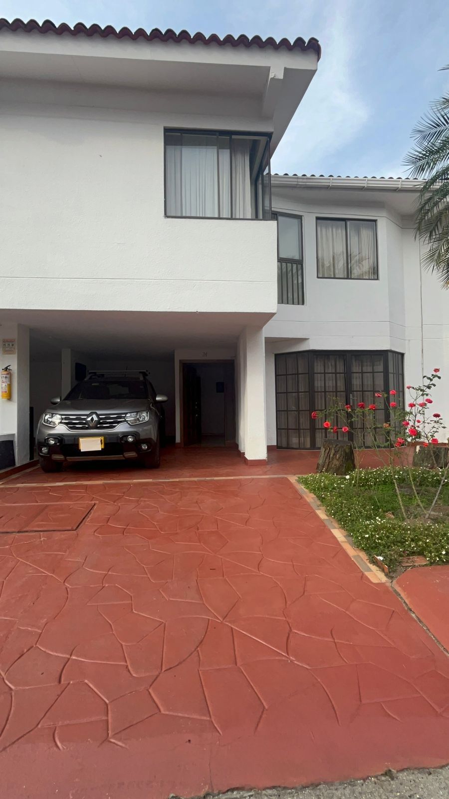 Casa en venta Valle Del Cauca Cali La Cascada 290 m2 Habitaciones 4 Baños 4 Garajes 2 Precio $800000000