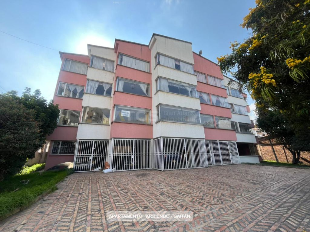 Apartamento en arriendo Boyacá Tunja Jorge Eliécer Gaitán 155 m2 Habitaciones 3 Baños 3 Garajes 2 Precio $2000000