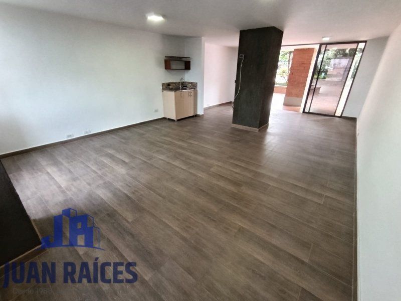 Oficina en arriendo Antioquia Envigado San Marcos 35 m2 Habitaciones 0 Baños 1 Garajes 0 Precio $4500000