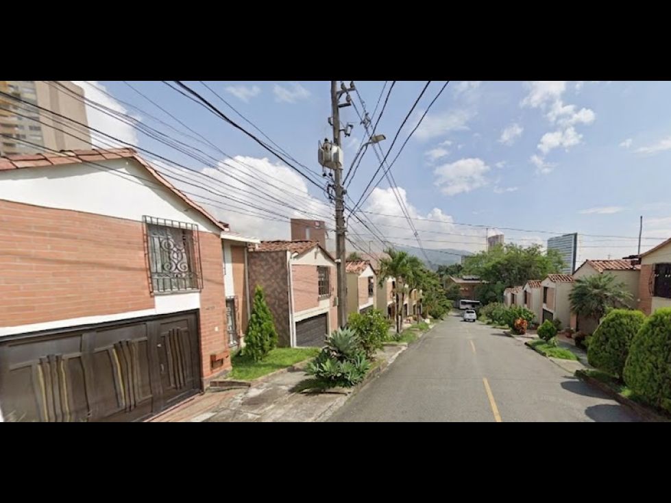 Casa en arriendo Antioquia Envigado Loma Del Barro 110 m2 Habitaciones 5 Baños 3 Garajes 0 Precio $8000000