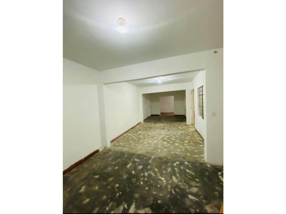 Local en arriendo Antioquia Medellín Villa Hermosa 55 m2 Habitaciones 0 Baños 0 Garajes 0 Precio $2800000