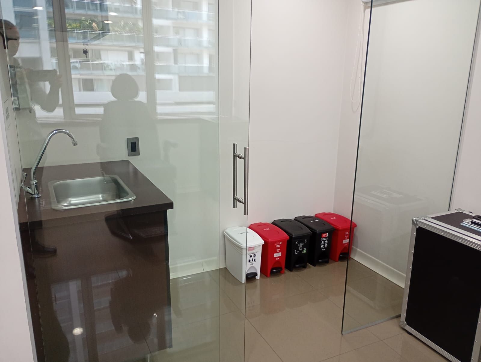 Consultorio en venta Antioquia Medellín Alejandria 43 m2 Habitaciones 0 Baños 1 Garajes 1 Precio $553000000